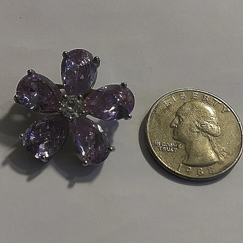 Pink Stone Flower Shaped Brooch Pin Pendant With Rhinestone - Picture 4 of 4